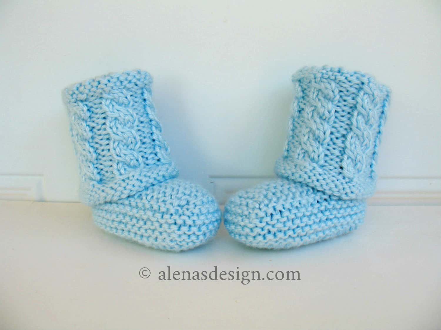 Cabled Baby Booties - side