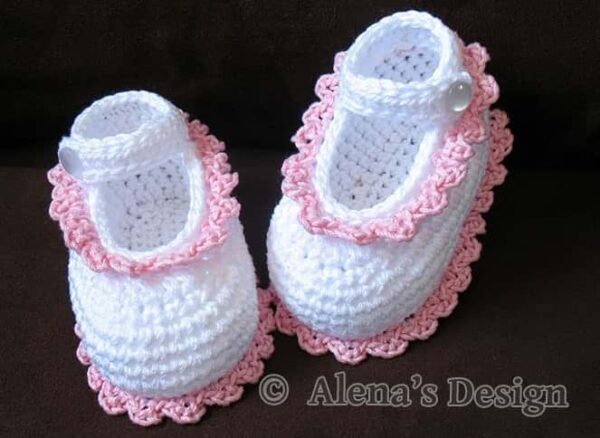 Gloria Baby Shoes | Crochet Pattern 077 