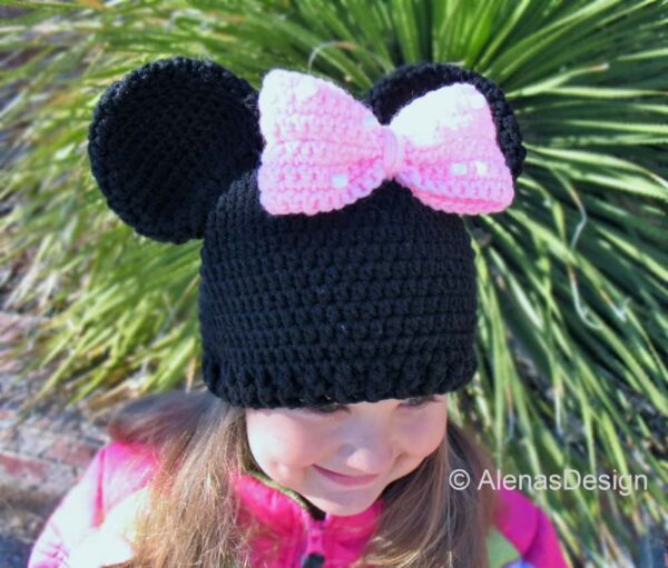 Minnie Mouse Hat with light bow