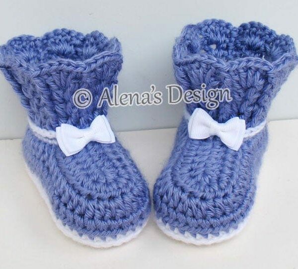 emily baby bootie lavender-front