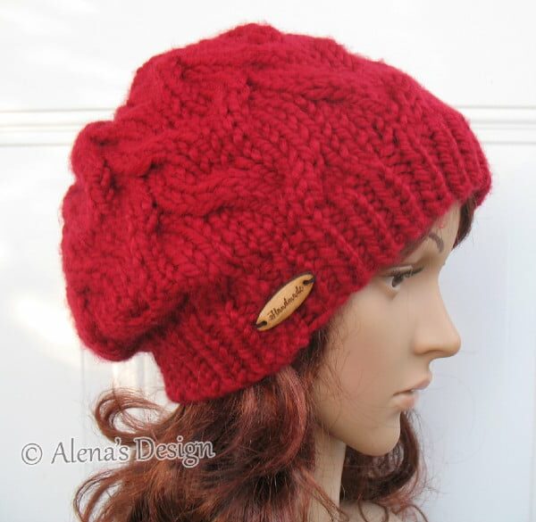 Knitted Women's Cable Hat_side