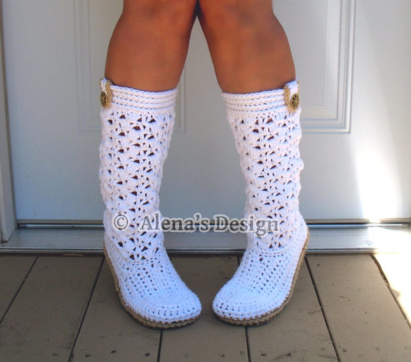 Elegant Women’s Boots Crochet Pattern 138