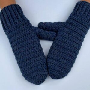 Crochet Mittens Adult Large in Blue Mist