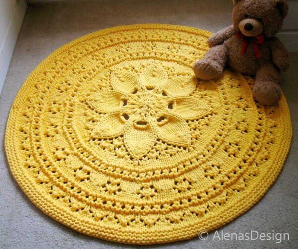 Floral Lace Rug with brown bear