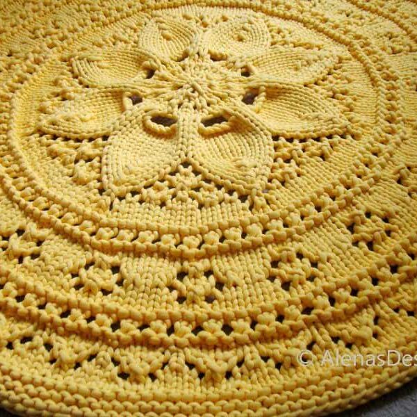 Yellow floral knit rug