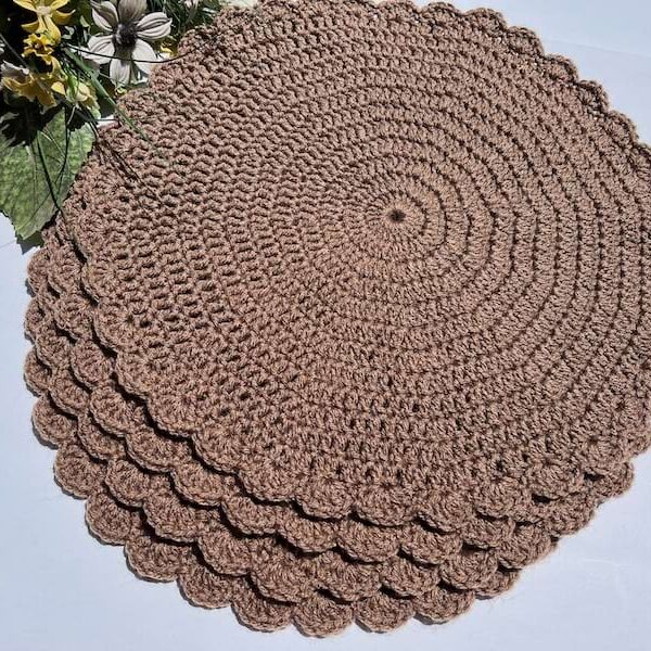 Crochet Scallop Edged Placemats in cafe number of 4