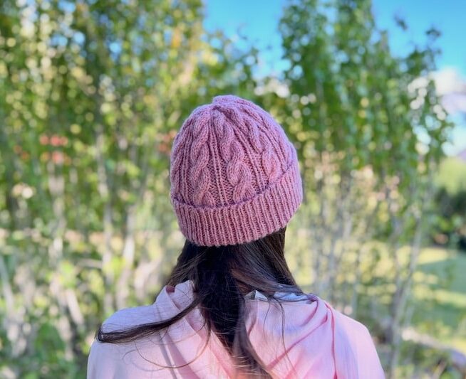 Travis Cabled Hat in Rose Heather back